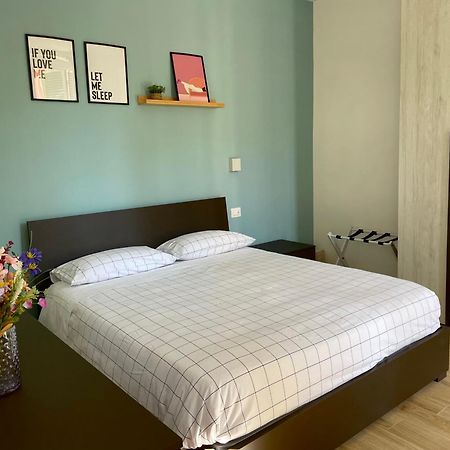 Cujo Apartment ลาสเปเซีย ภายนอก รูปภาพ