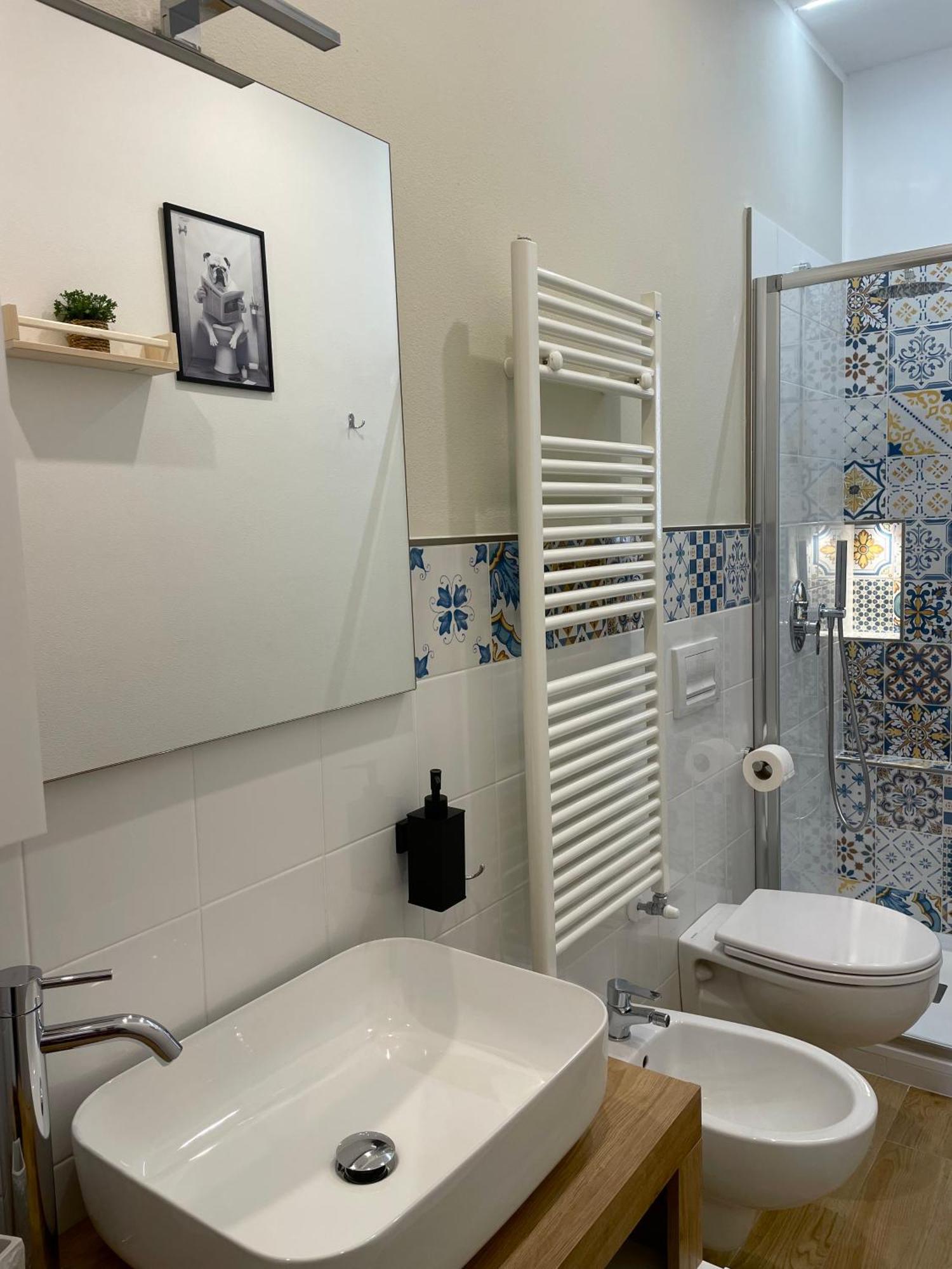 Cujo Apartment ลาสเปเซีย ภายนอก รูปภาพ